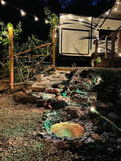 Secluded Rv With Private Hot Tub Apartman Rutherfordton Kültér fotó